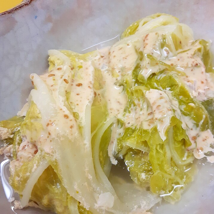 ごまドレで風味付け(^^)豚ひき肉のロール白菜♪